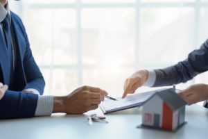 A man is providing awareness about the dos and don'ts regarding tenants' delayed payments.